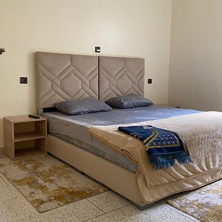 Hotel Mamounia El Hajeb Bagian luar foto
